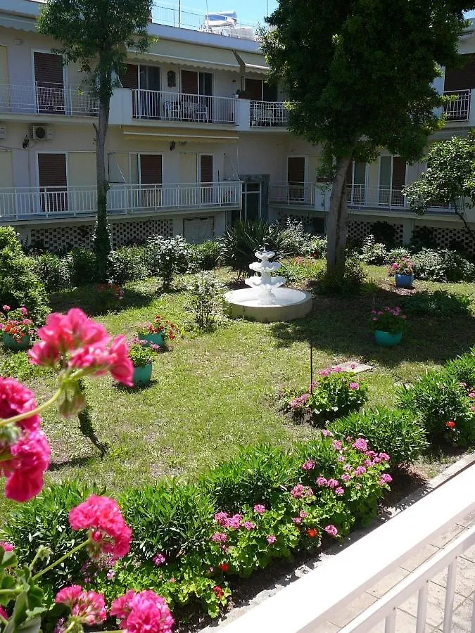 Apartments Juli Nea Poteidaia