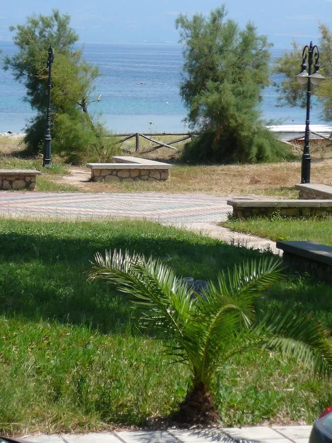 Apartments Juli Nea Poteidaia